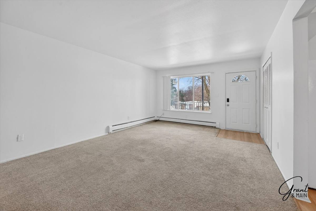 Apartment for rent at 6409 Middlebelt, Garden City, MI 48135