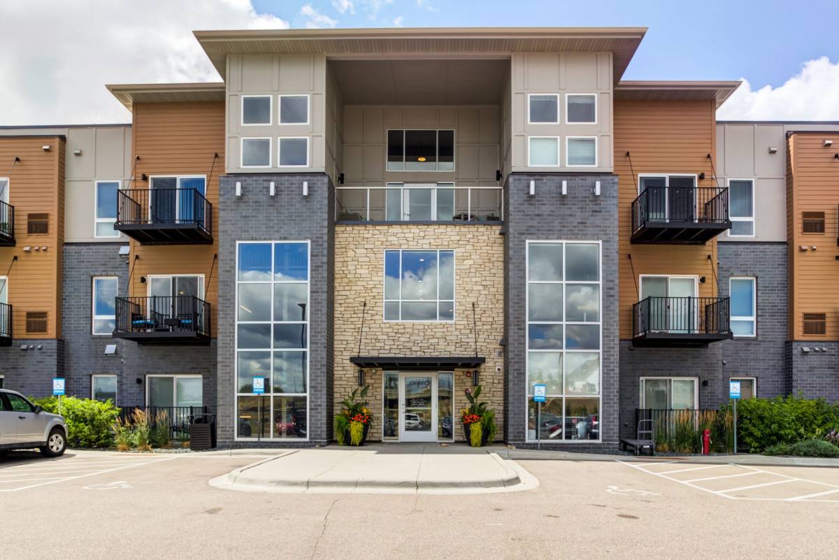 Apartment for rent at Lakeside Flats, 16255 Kenyon Ave, Lakeville, MN 55044