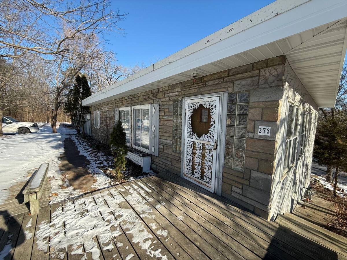 House for rent at 373 Arlington Ave W, Saint Paul, MN 55117