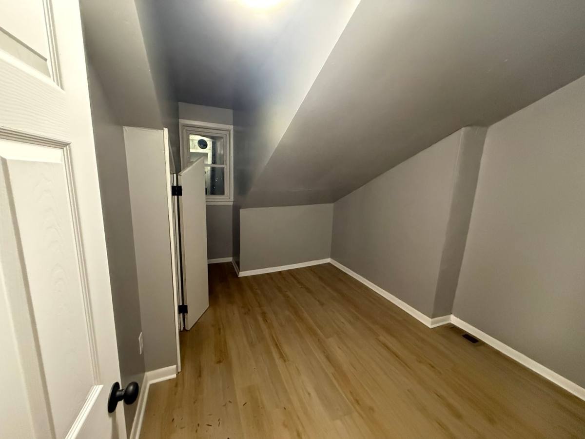 House for rent at 7 Roscoe St, Pittsburgh, PA 15203