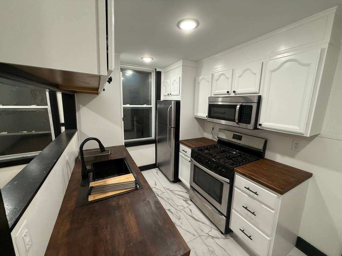 House for rent at 7 Roscoe St, Pittsburgh, PA 15203