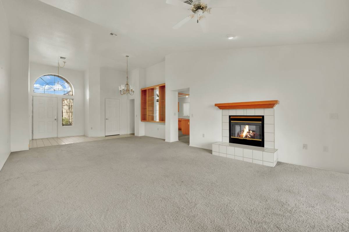 House for rent at 8812 Villa Ridge Dr, Las Vegas, NV 89134