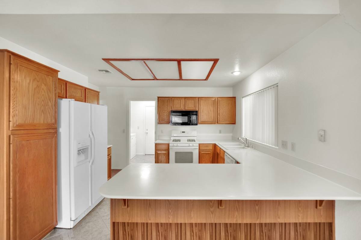 House for rent at 8812 Villa Ridge Dr, Las Vegas, NV 89134