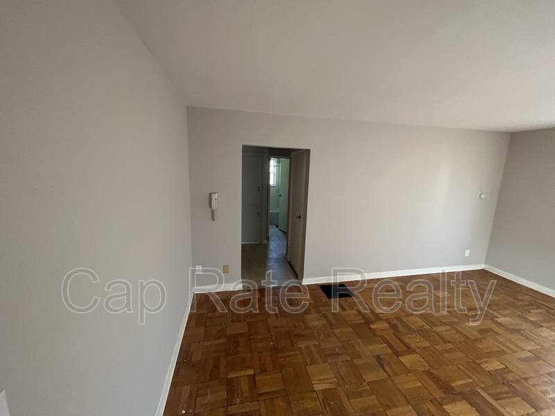 Apartment for rent at 107 N Hampton Rd #A, Columbus, OH 43213