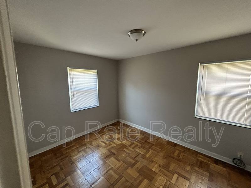 Apartment for rent at 107 N Hampton Rd #A, Columbus, OH 43213