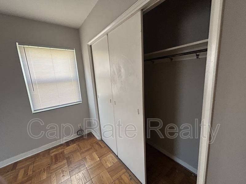Apartment for rent at 107 N Hampton Rd #A, Columbus, OH 43213