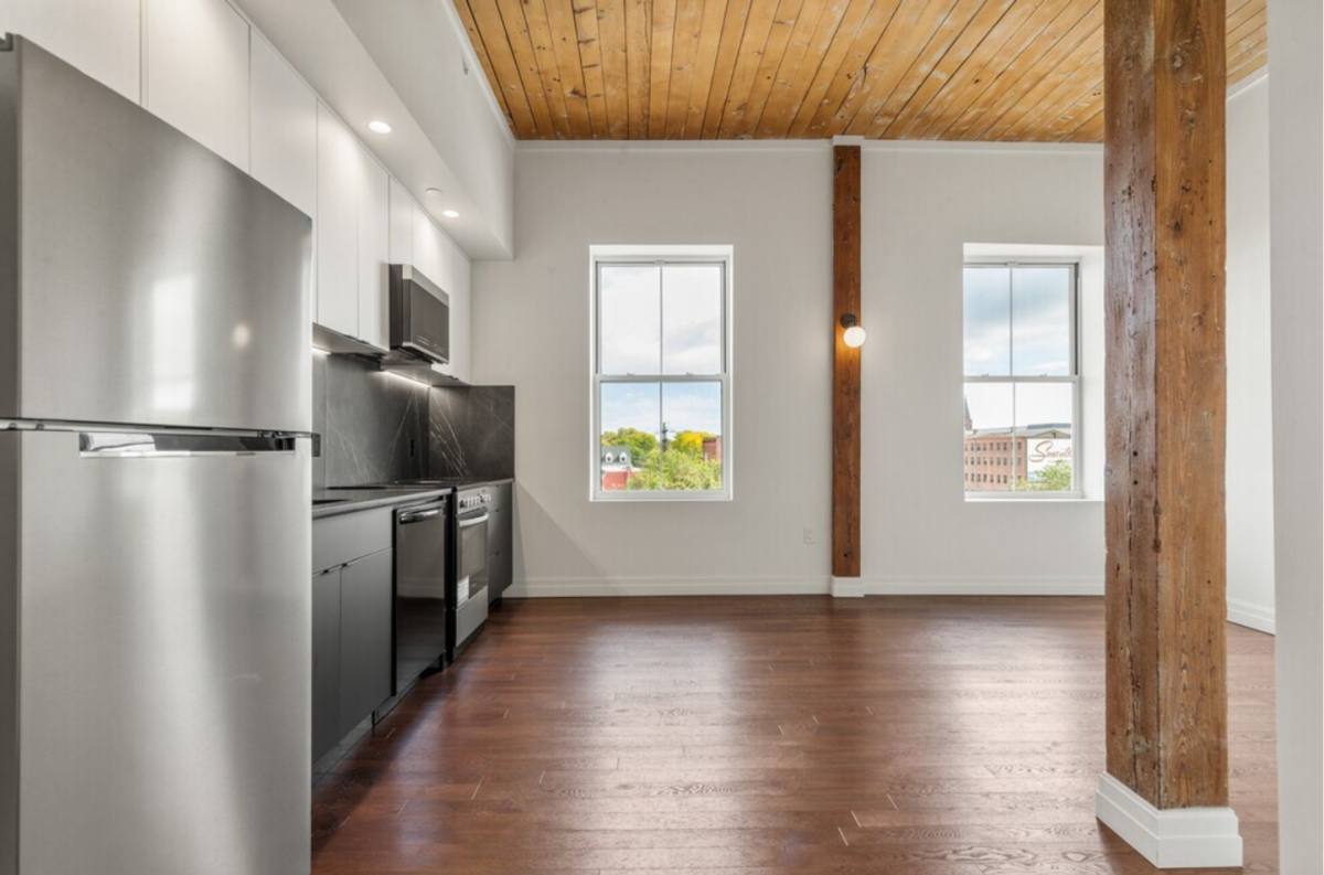 Apartment for rent at 105 Court St, New Haven, CT 06510