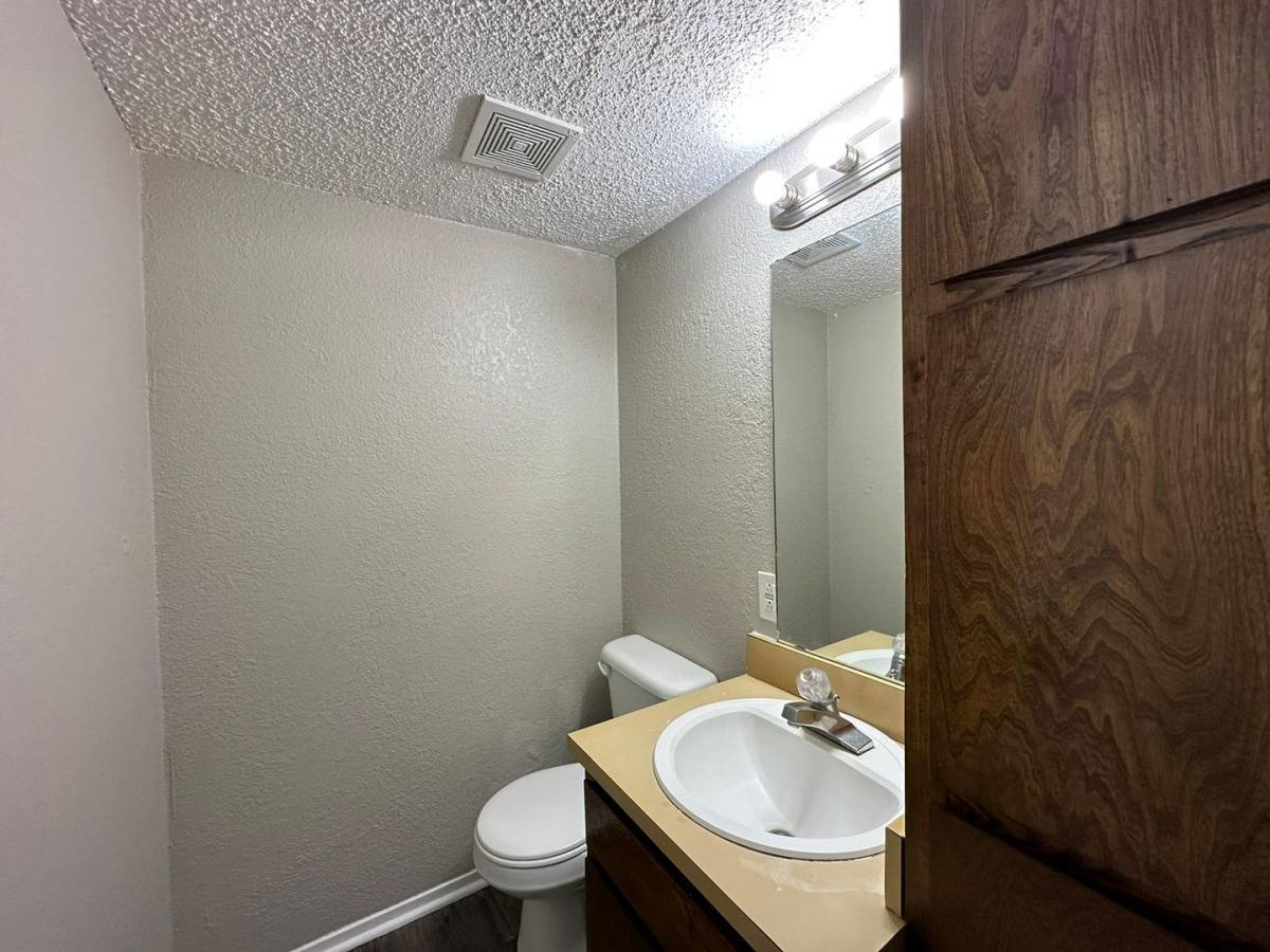 Townhouse for rent at 3801-3807 Coates Circle, Fort Worth, TX 76116