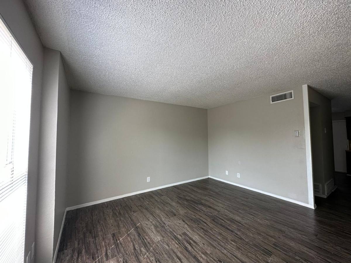 Townhouse for rent at 3801-3807 Coates Circle, Fort Worth, TX 76116