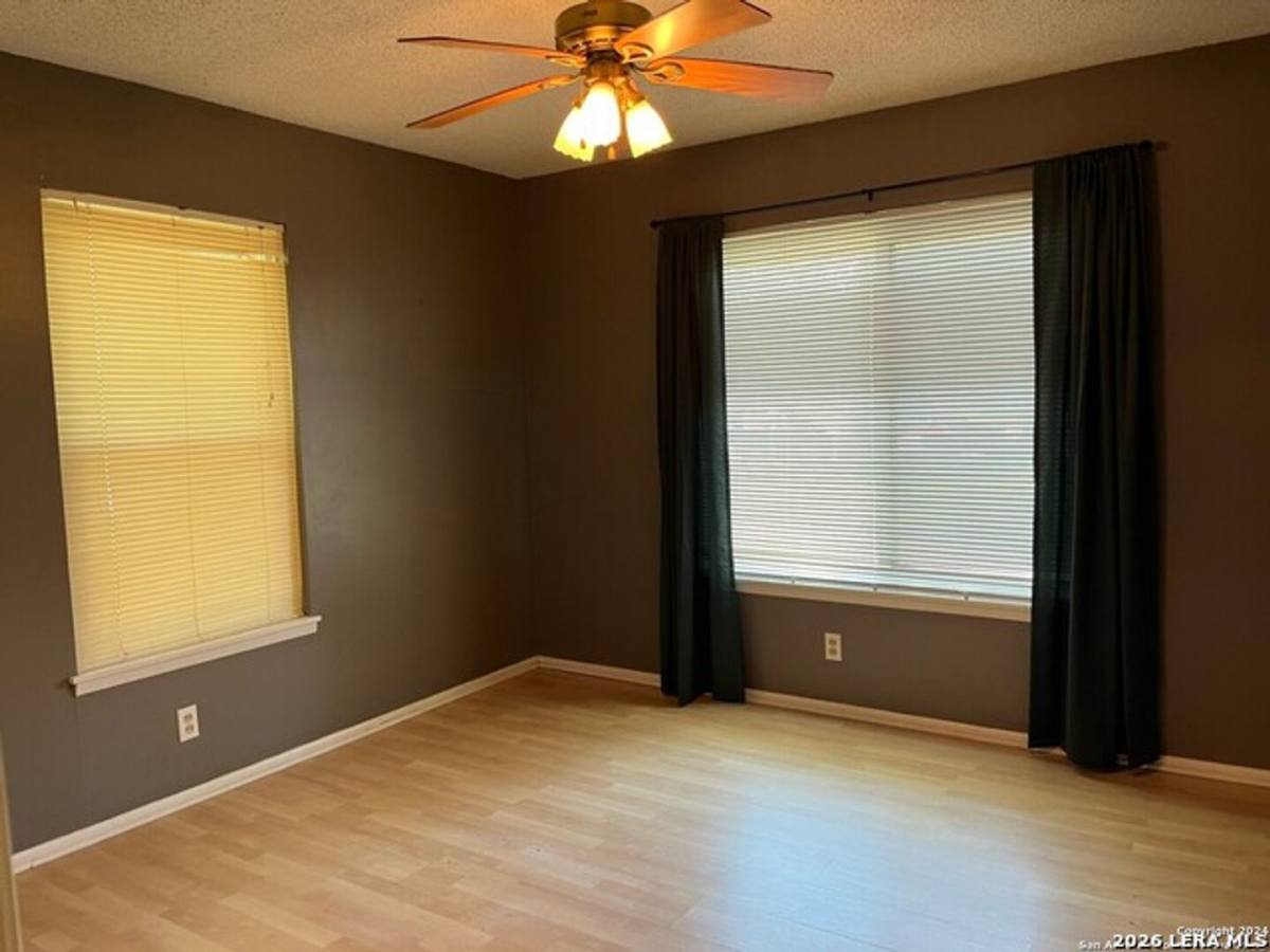 House for rent at 4042 City View Dr, San Antonio, TX 78228