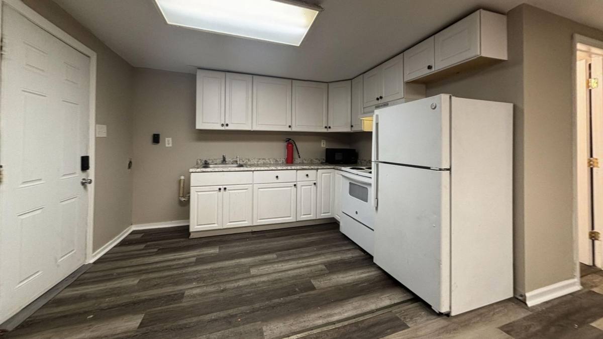 Apartment for rent at 708 W Marshall St, Norristown, PA 19401