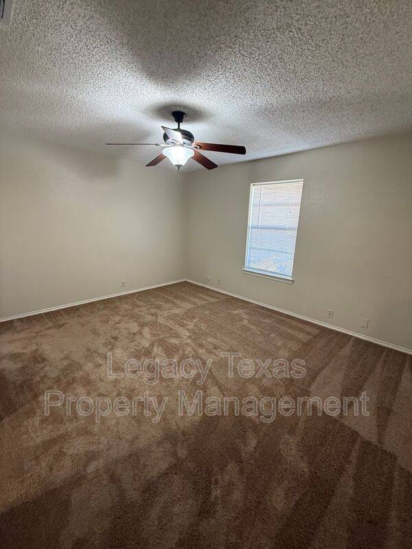 Apartment for rent at 1118 Nolan River Rd #A, Cleburne, TX 76033
