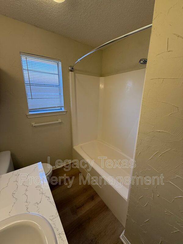 Apartment for rent at 1118 Nolan River Rd #A, Cleburne, TX 76033