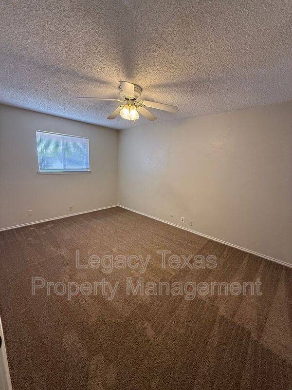 Apartment for rent at 1118 Nolan River Rd #A, Cleburne, TX 76033