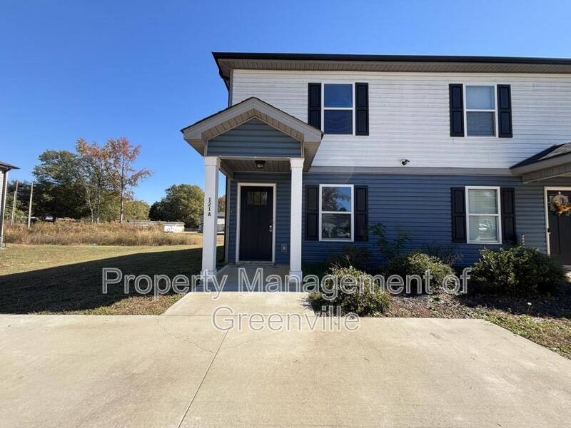 Townhouse for rent at 121 Rubin Ave, Anderson, SC 29624