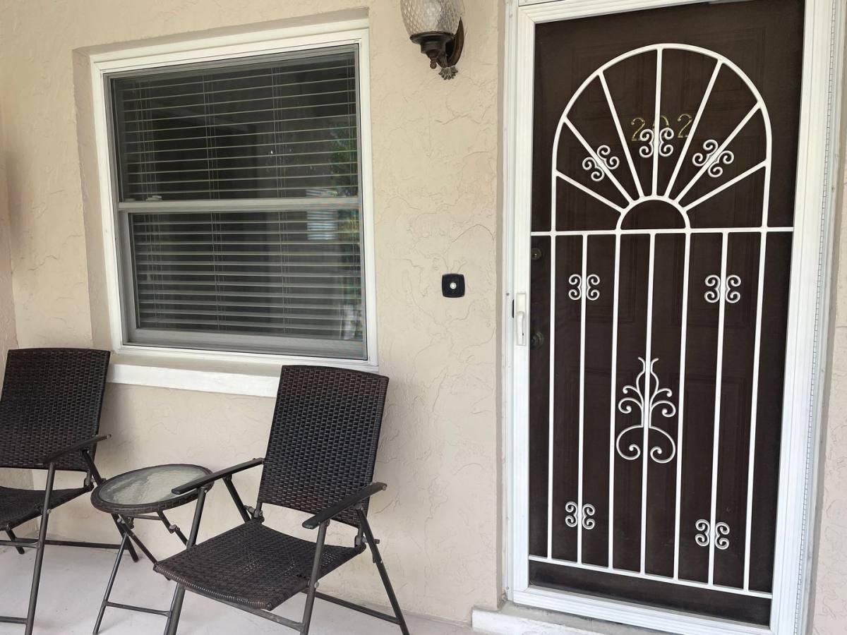 Condo for rent at 940 3rd St S, Naples, FL 34102