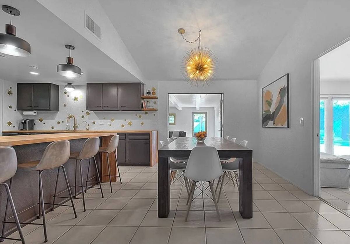 House for rent at 1261 Linda Vista Rd, Newport Beach, CA 92662
