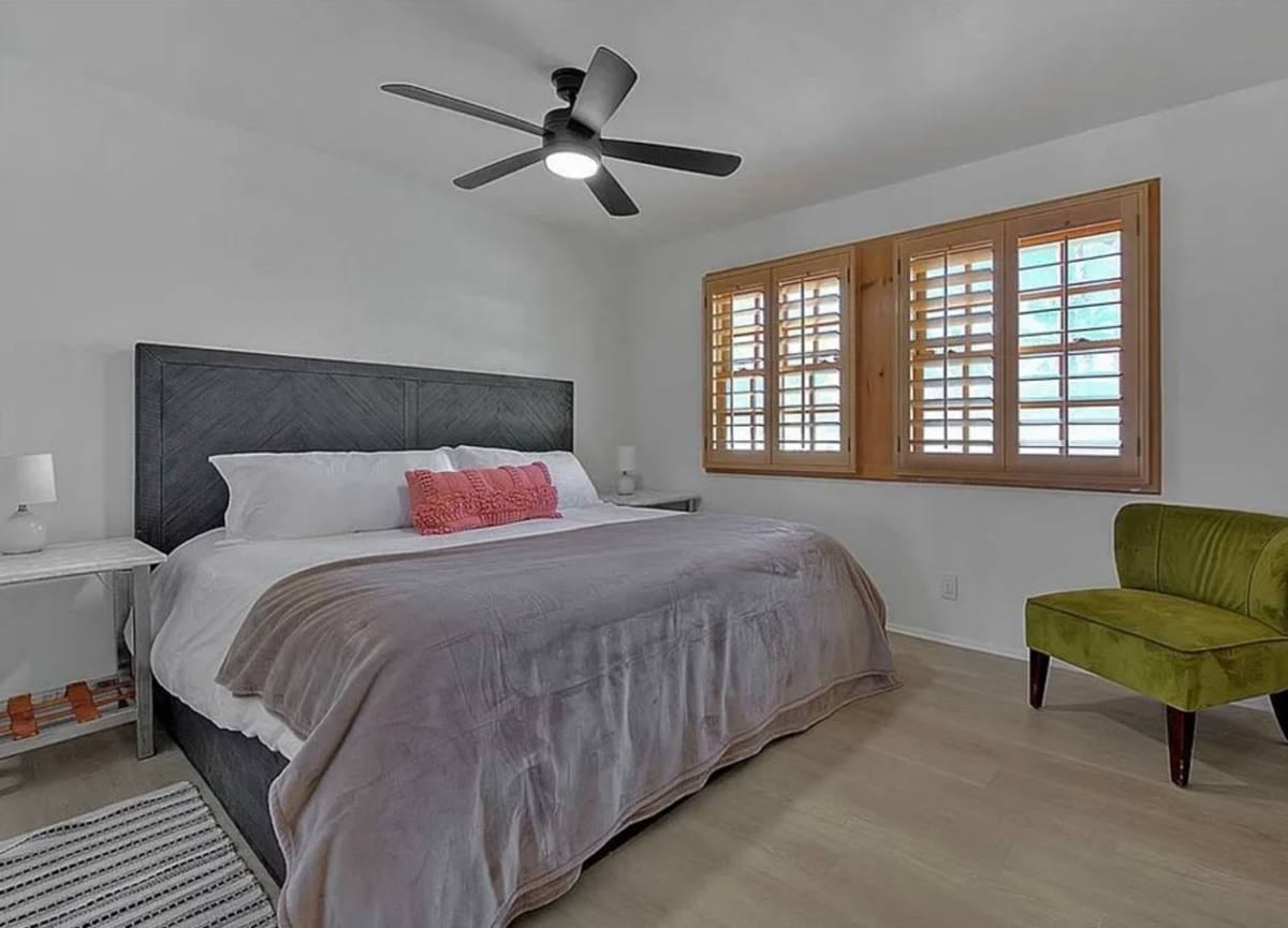 House for rent at 1261 Linda Vista Rd, Newport Beach, CA 92662