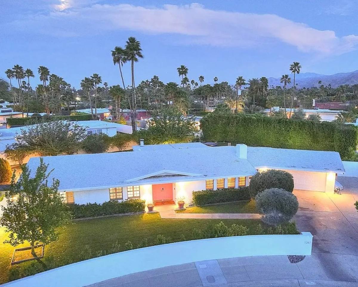 House for rent at 1261 Linda Vista Rd, Newport Beach, CA 92662