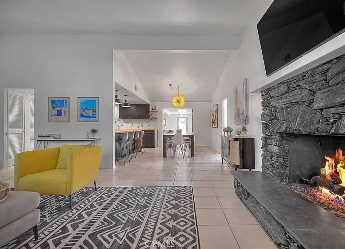 House for rent at 1261 Linda Vista Rd, Newport Beach, CA 92662