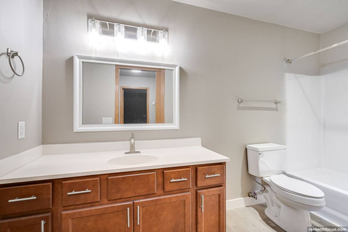 Apartment for rent at 1418 Wayridge Dr, Madison, WI 53704