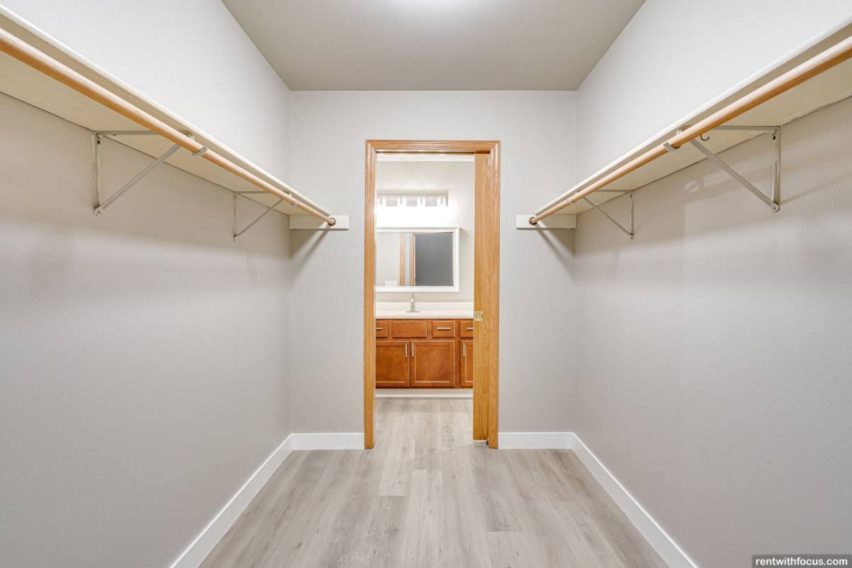 Apartment for rent at 1418 Wayridge Dr, Madison, WI 53704
