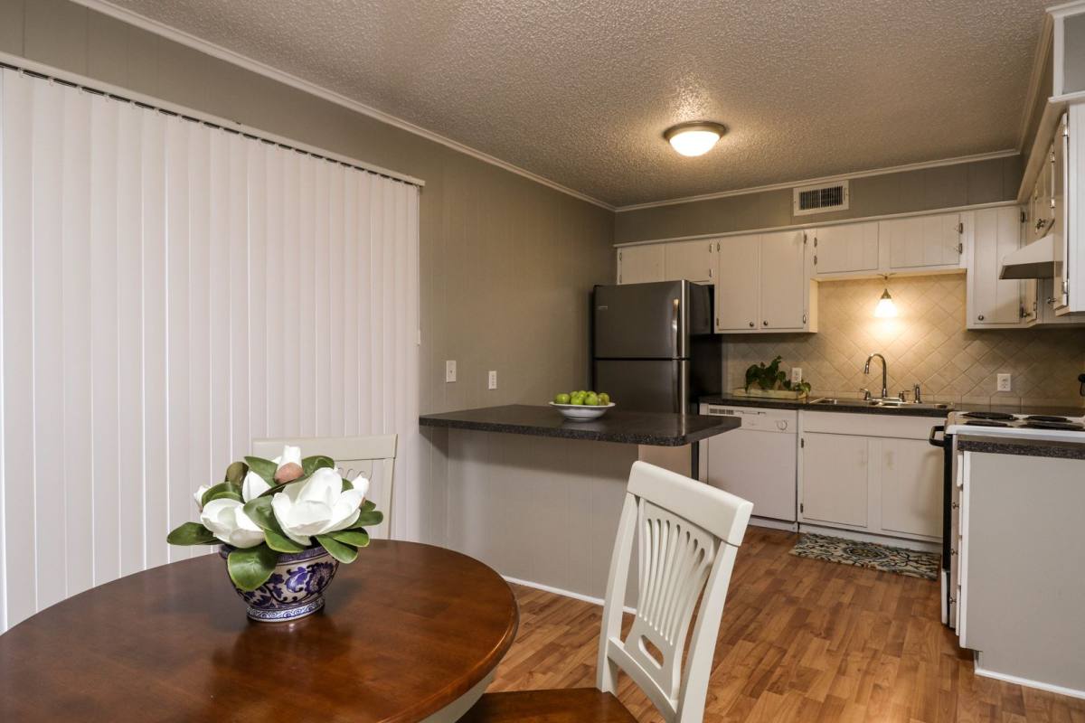 Townhouse for rent at 303 Cooper St, Lindale, TX 75771