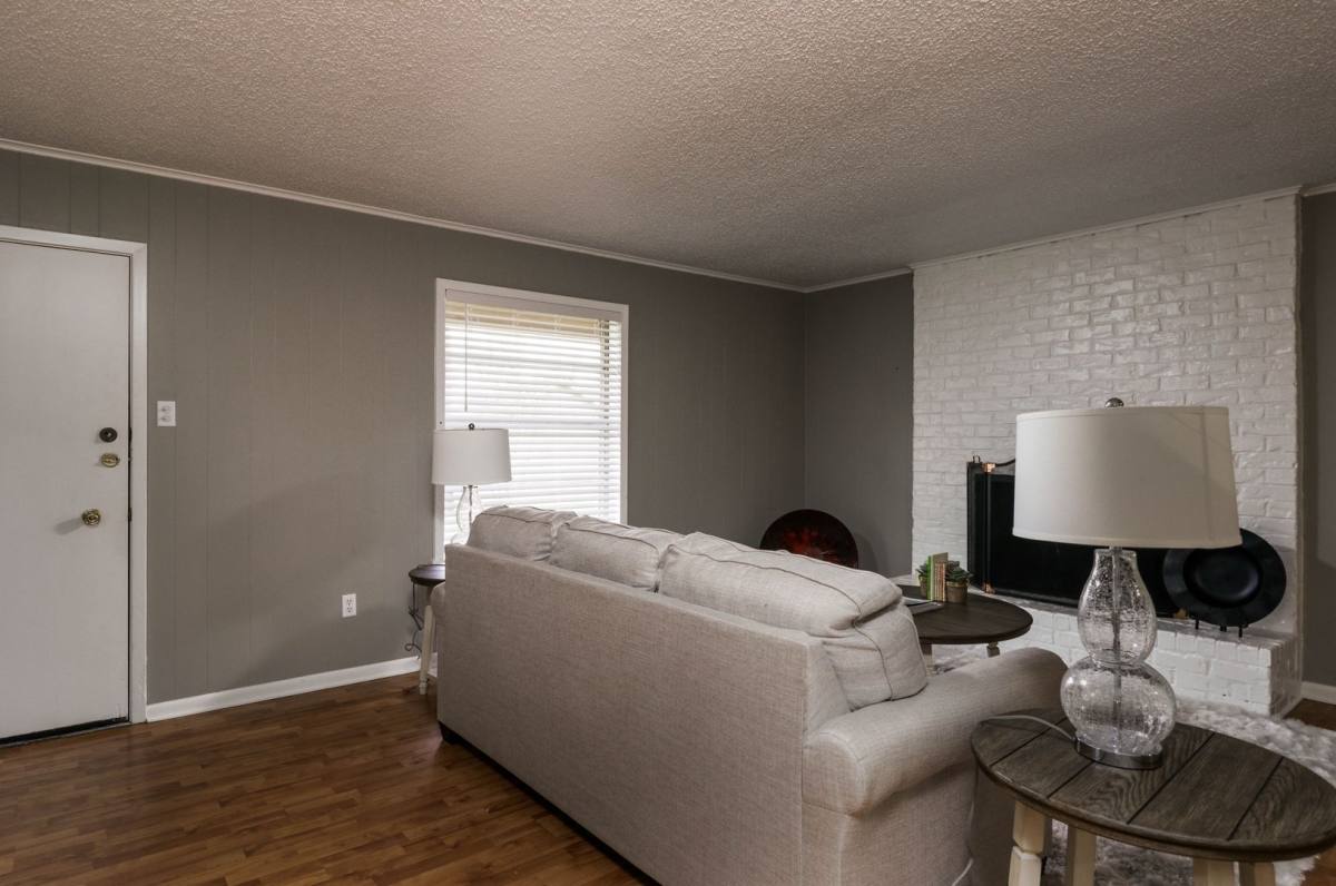 Townhouse for rent at 303 Cooper St, Lindale, TX 75771