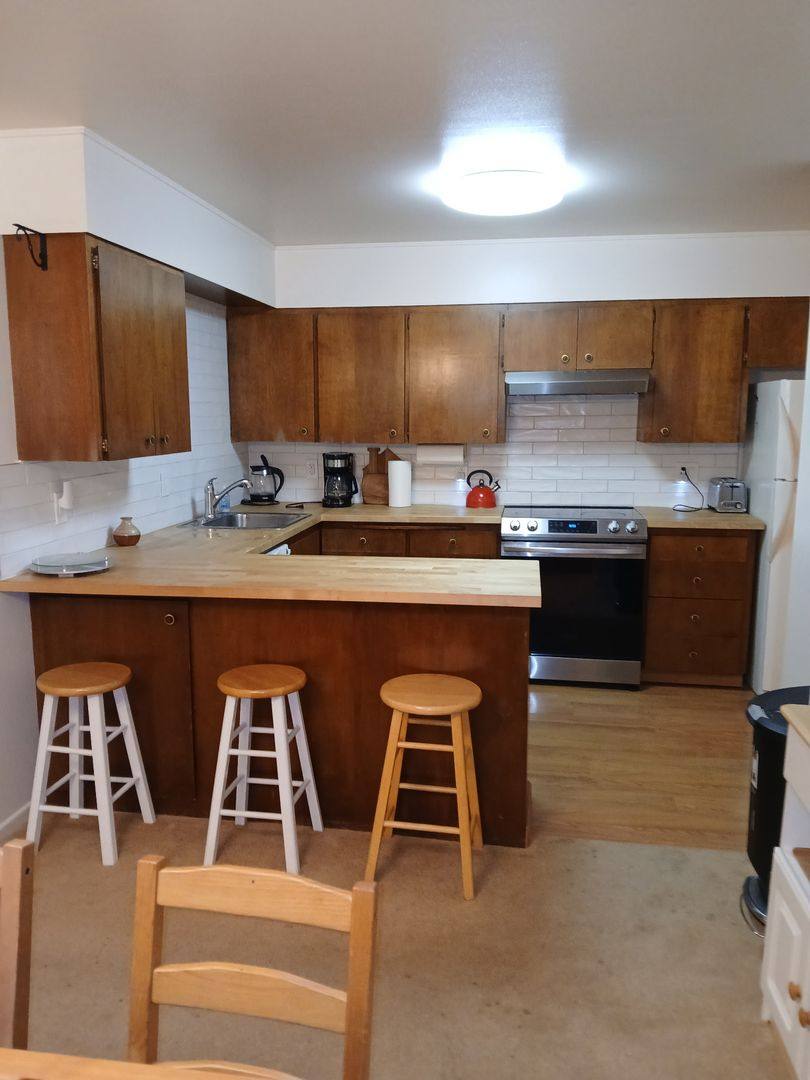 Condo for rent at 68667 E Bowmans Circle, Welches, OR 97067