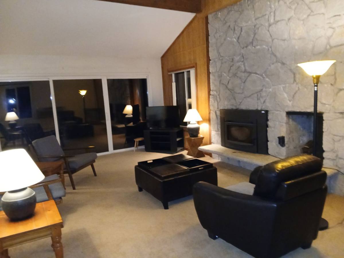 Condo for rent at 68667 E Bowmans Circle, Welches, OR 97067