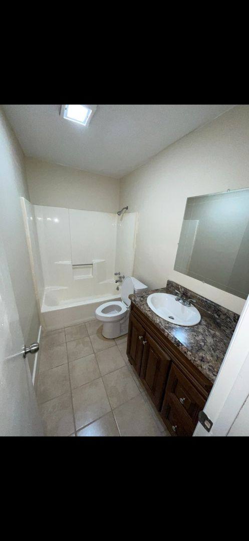 House for rent at 220 20th St N, Columbus, MS 39701