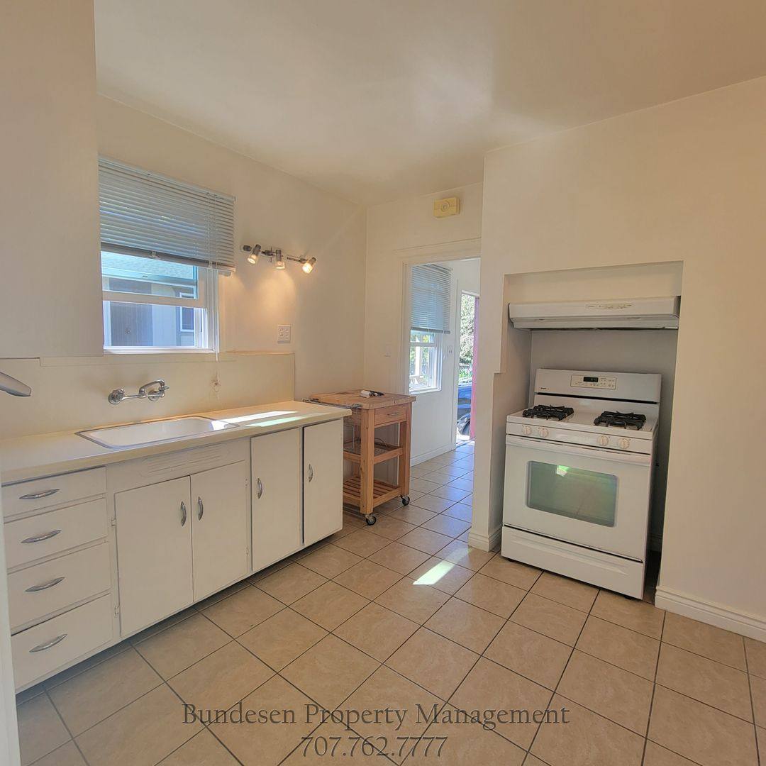 Apartment for rent at 415 & 417 Kentucky St, Petaluma, CA 94952