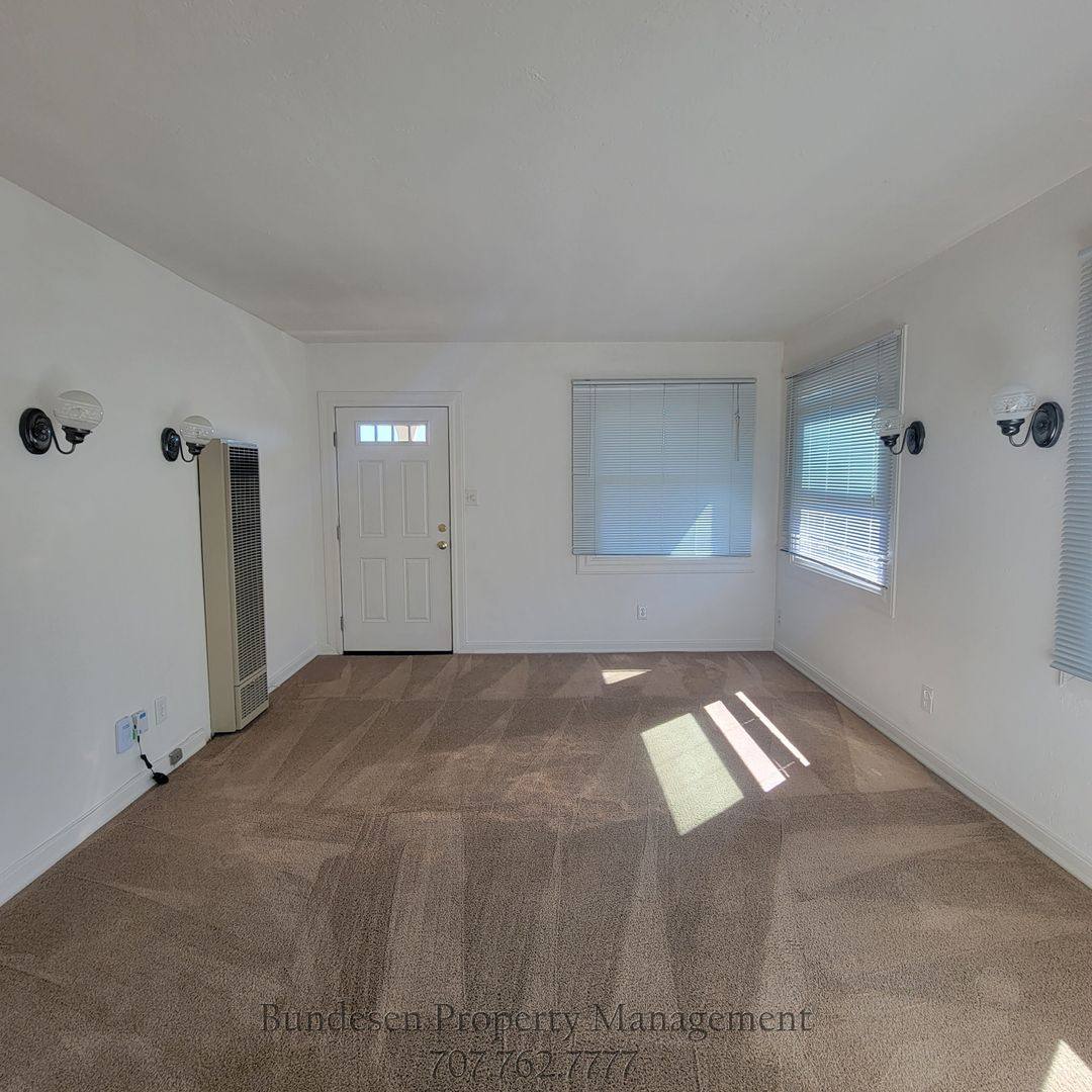 Apartment for rent at 415 & 417 Kentucky St, Petaluma, CA 94952