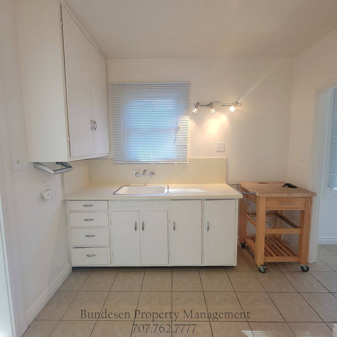 Apartment for rent at 415 & 417 Kentucky St, Petaluma, CA 94952