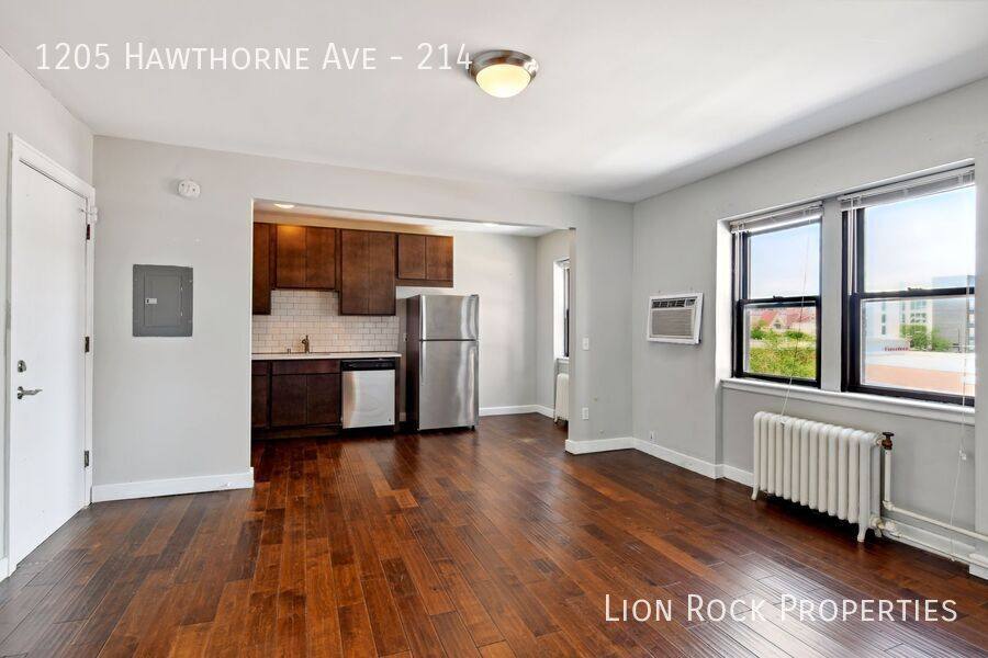 Apartment for rent at 1205 Hawthorne Ave #221, Minneapolis, MN 55403