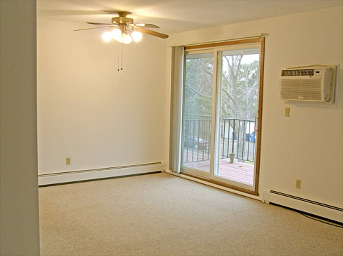 Apartment for rent at 8817 W 35th, Minneapolis, MN 55426