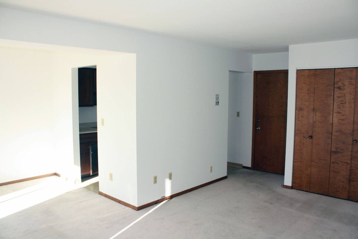 Apartment for rent at 8817 W 35th, Minneapolis, MN 55426