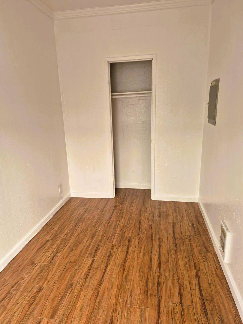 Apartment for rent at 1811 27th Ave, Oakland, CA 94601