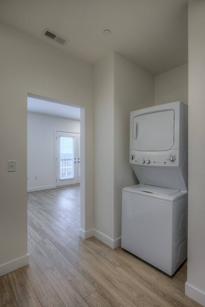 Apartment for rent at 3820 Harney St, Omaha, NE 68131