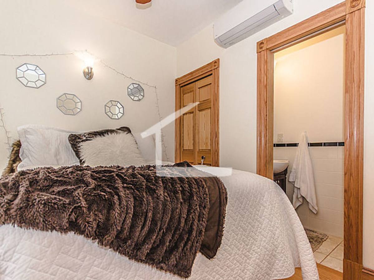 Apartment for rent at 58 Phillips St #3, Boston, MA 02114
