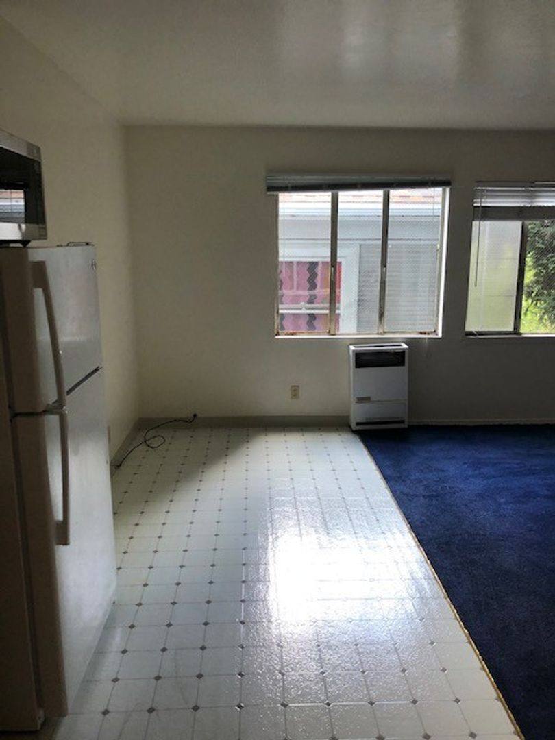 Apartment for rent at 2540 Benvenue Ave, Berkeley, CA 94704