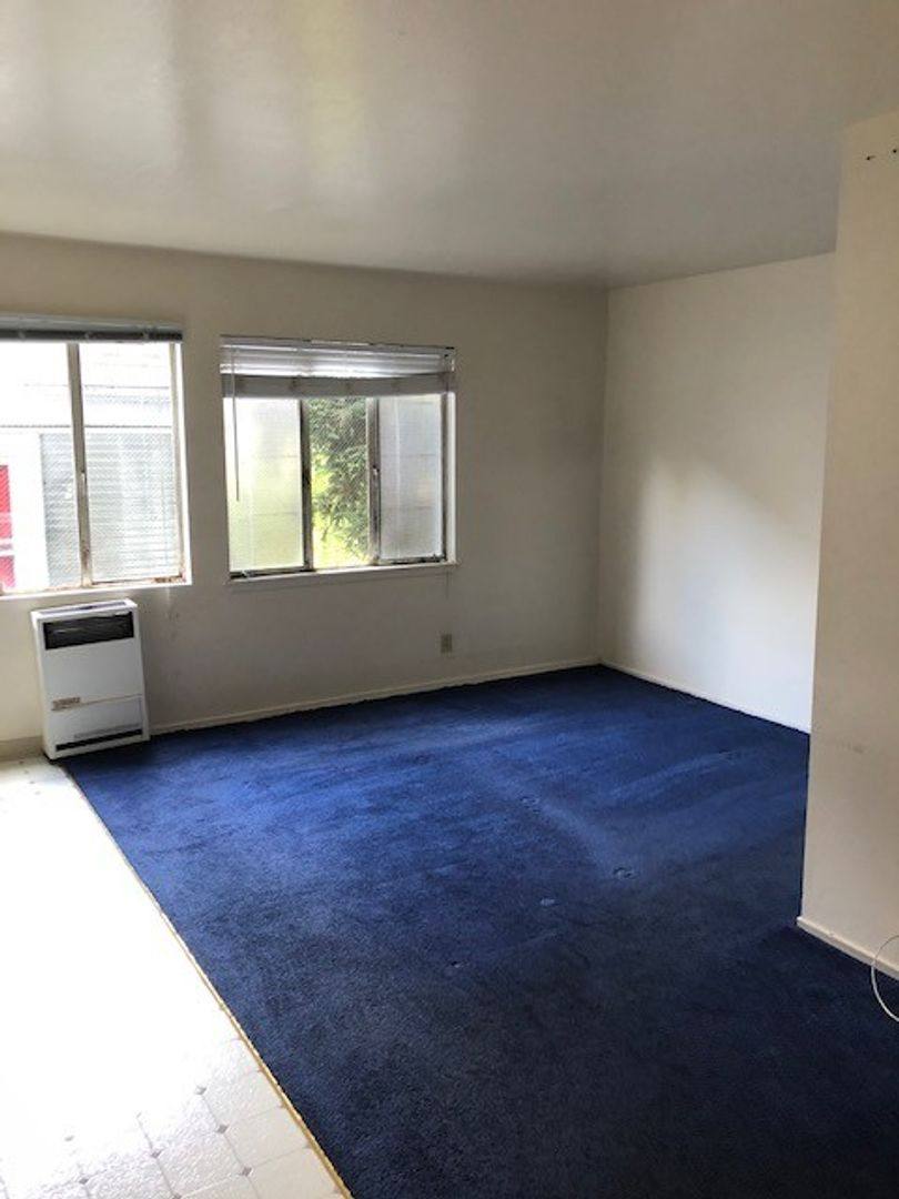 Apartment for rent at 2540 Benvenue Ave, Berkeley, CA 94704