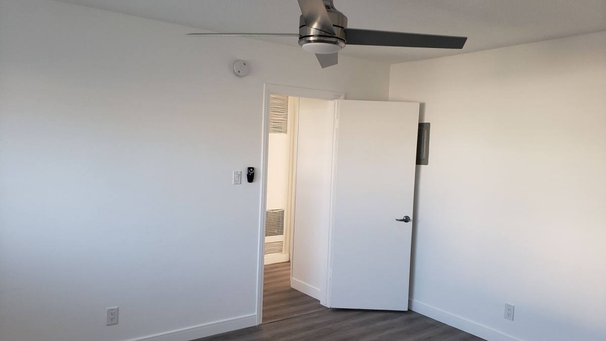 Apartment for rent at 8843 Alcott St, Los Angeles, CA 90035