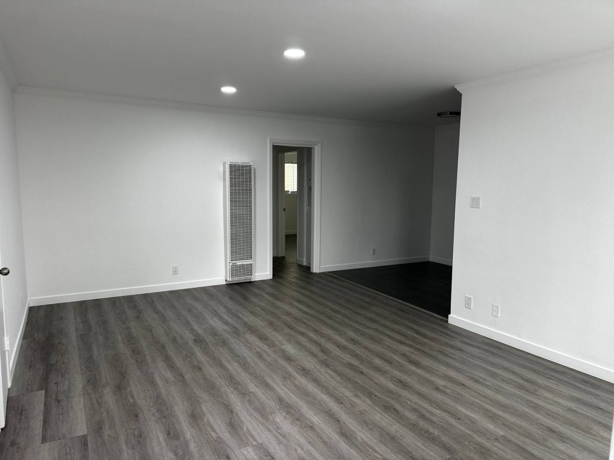 Apartment for rent at 8843 Alcott St, Los Angeles, CA 90035