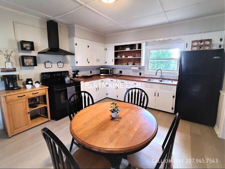 Apartment for rent at 30 Boutelle Ave #2, Waterville, ME 04901