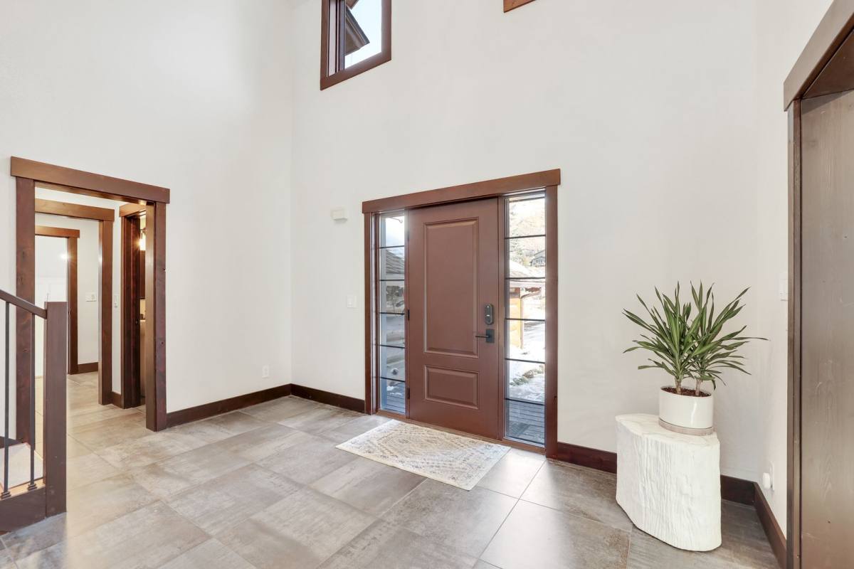 House for rent at 517 Sage Creek Canyon Dr, Silverthorne, CO 80498