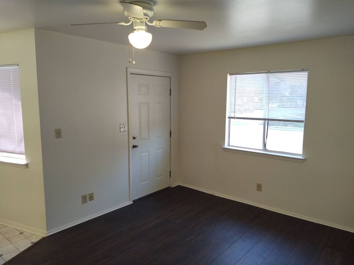 Apartment for rent at 1644 Post Rd, San Marcos, TX 78666