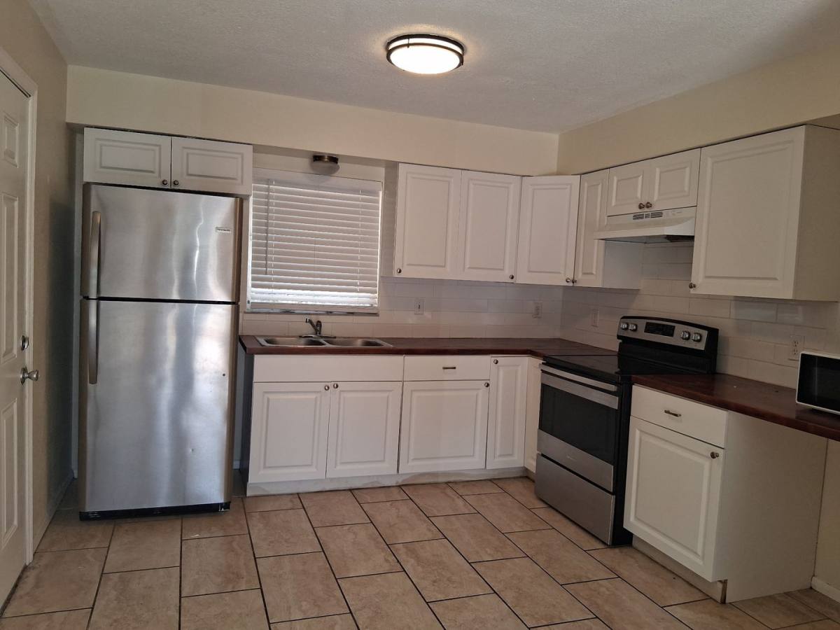 House for rent at 4845 20th St, Zephyrhills, FL 33542