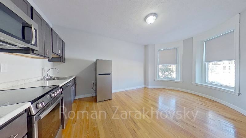 Apartment for rent at 1124 Commonwealth Ave #1, Allston, MA 02134