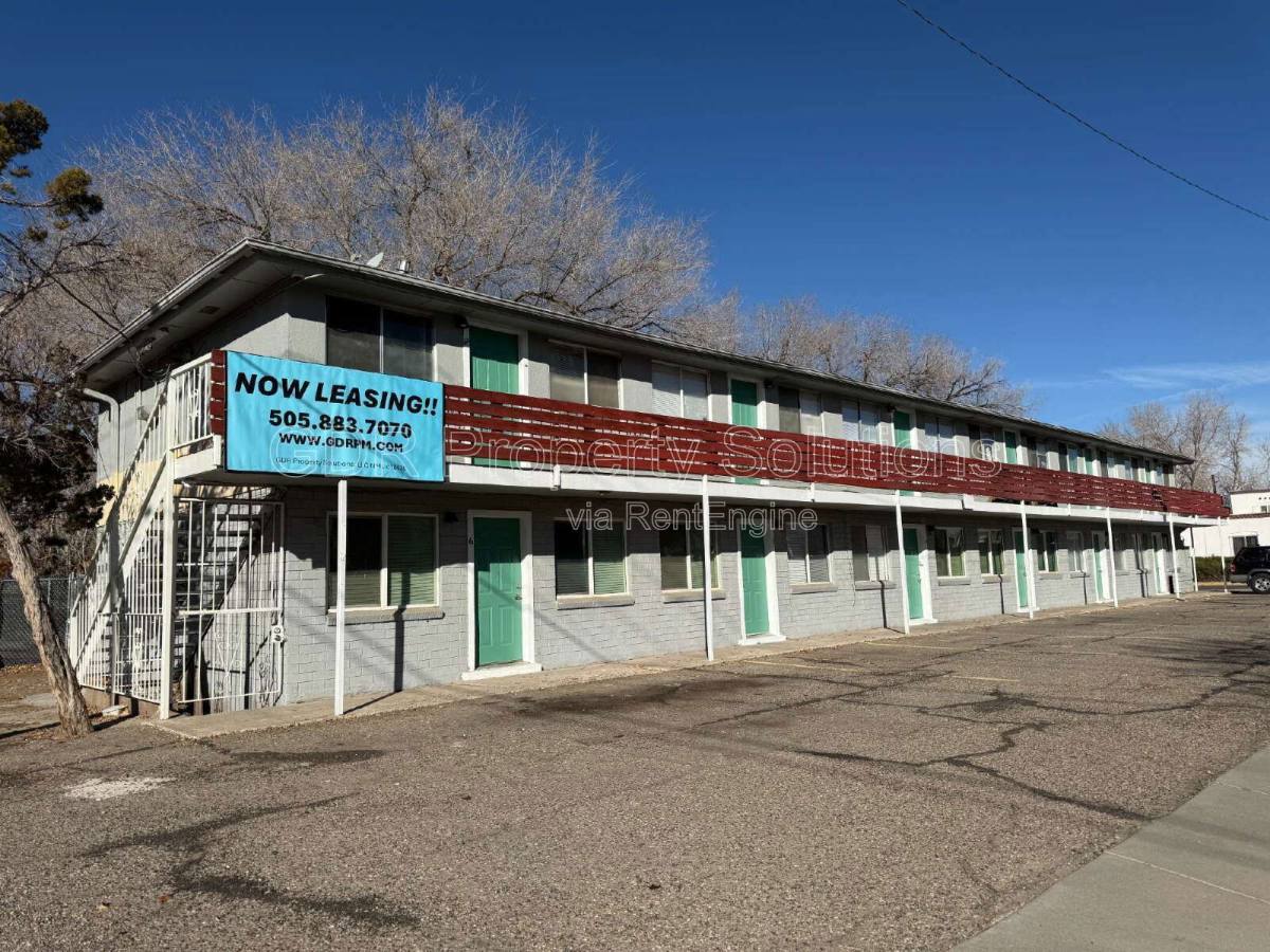 Apartment for rent at 1200 Coal Ave SW #10, Albuquerque, NM 87102